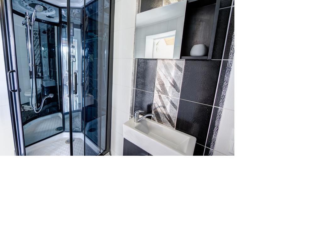 Riviera Apartments - Уединенный Отдых У Моря Odessa Phòng bức ảnh